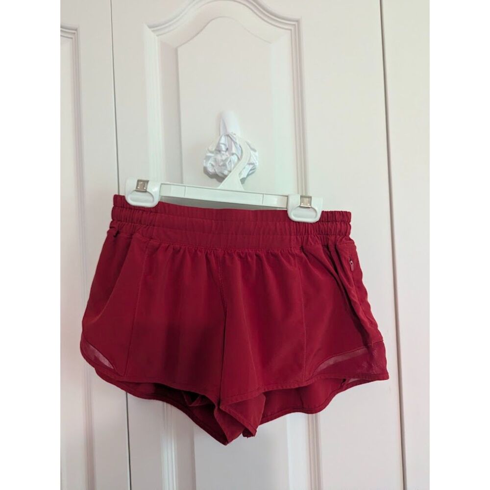 Lululemon HTF "Dark Red" Hotty Hot Shorts size 6, Low Rise, 2.5" Inseam